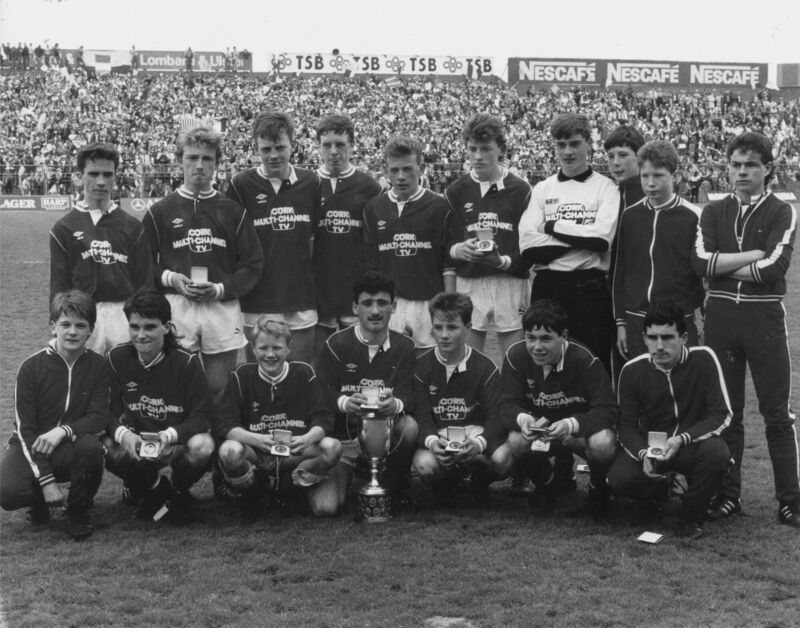 Cork Schoolboys League Kennedy Cup winners 1989. Back: J Hurley, S Kennedy, G Cronin, G Dermody, J O’Sullivan, R O’Brien, N Forsythe, M Sheehan, J Linehan, J Crowley. Front: P McCarthy, M O’Driscoll, C O’Brien, K Touhy, A Connolly, C O’Driscoll, J Daly.