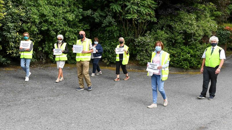 Residents plagued by student parties take protests to home of landlord Residents plagued by student parties take protests to home of landlord