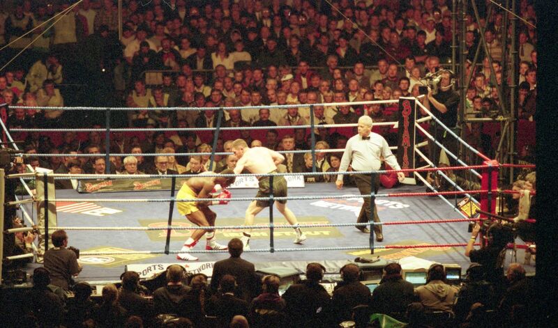 Action from 1995 at Páirc Uí Chaoimh.