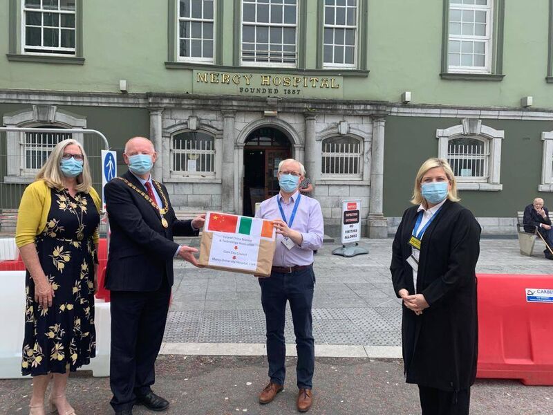 A donation of facemasks by Lord Mayor John Sheehan to staff at the Mercy Hospital.