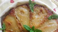 Recipe: Simple, fast, delicious... an Upside Down Pear and Almond Cake