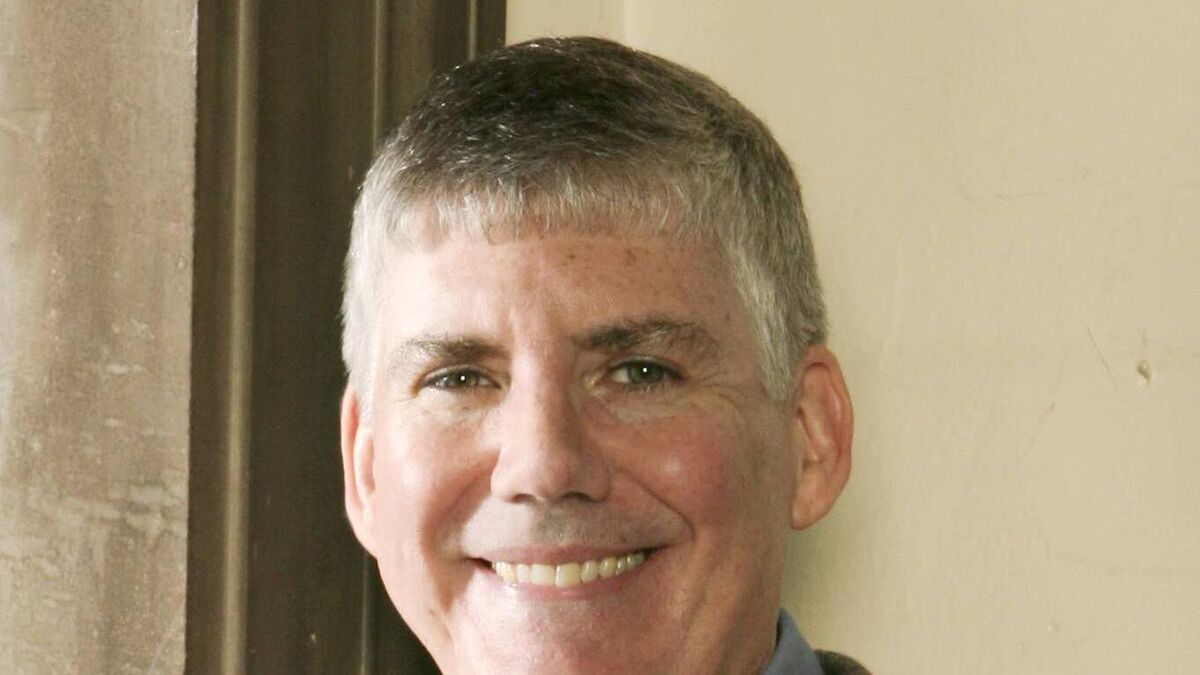 New York Times bestselling author studying at UCC