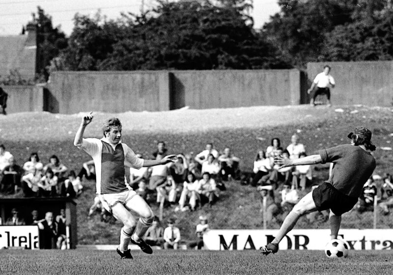 Dinny Allen beats Athlone Town keeper Mick O'Brien for the only goal of the League Cup game at Flower Lodge in '73. Dinny Allen beats Athlone Town keeper Mick O'Brien for the only goal of the League Cup game at Flower Lodge in '73.