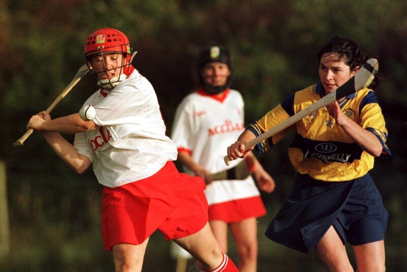 Fiona O'Driscoll shoots goalwards. Picture: Kieran Clancy.