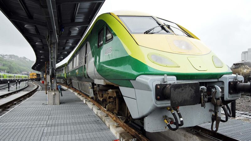Irish Rail passengers demand refunds after 'major delays' on Cork trains Irish Rail passengers demand refunds after 'major delays' on Cork trains