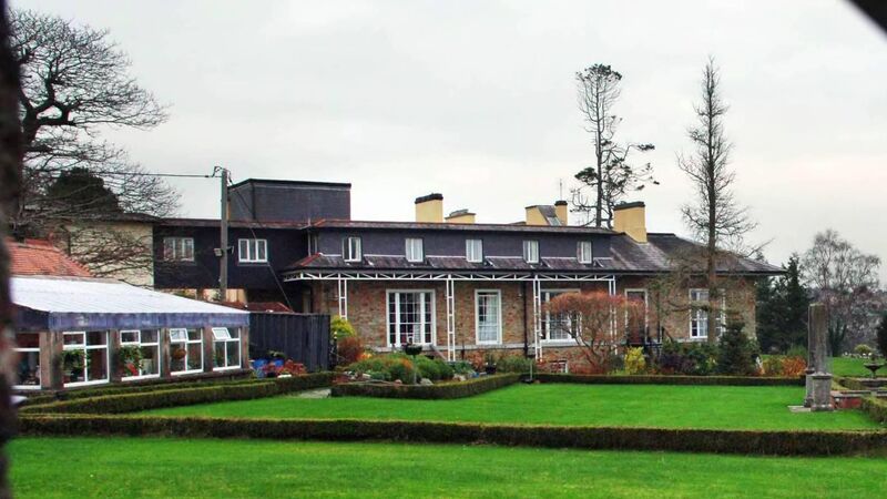 Residents 'caught in the firing line' as FF and FG clash on social housing plans in Montenotte Residents 'caught in the firing line' as FF and FG clash on social housing plans in Montenotte