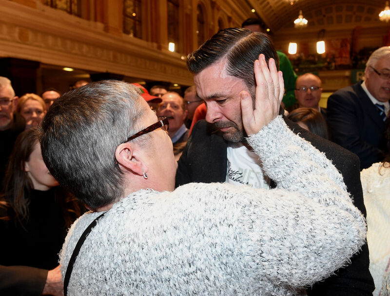 Mr O'Brien gets a congratulatory kiss from his mother Margaret after his election in Cork North Central in 2016. 