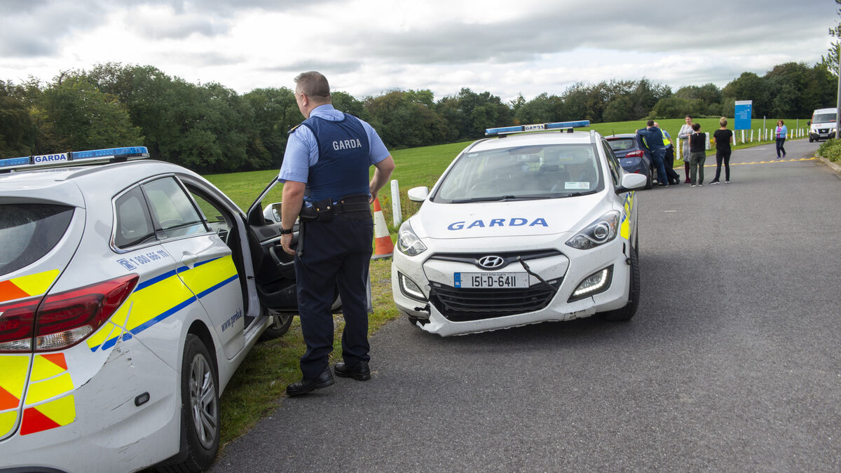 Garda car rammed by crime gang who had stolen a safe from a Cork home ...