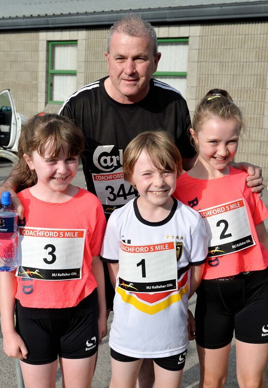 Nick Martin and his children Olivia, Lisa and Joey, Aghabullogue, at the Coachford five mile road race and four mile walk in Co. Cork with proceeds going to the John Kennedy Fund and local charities.Picture Denis Minihane. Nick Martin and his children Olivia, Lisa and Joey, Aghabullogue, at the Coachford five mile road race and four mile walk in Co. Cork with proceeds going to the John Kennedy Fund and local charities.Picture Denis Minihane.