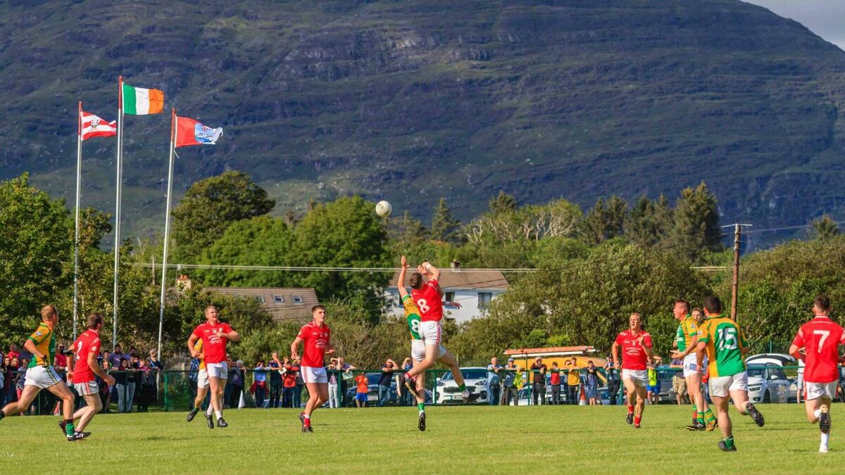 Cracking clash between Urhan and Garnish showed Beara GAA at its best