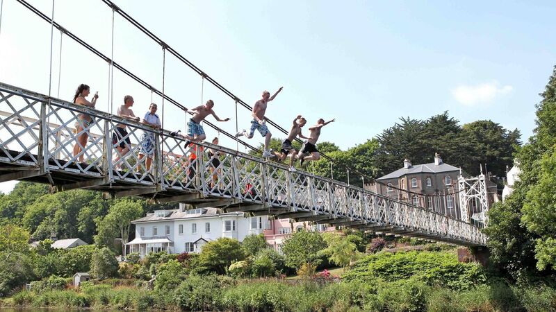 IWS warning to young people jumping off city bridges