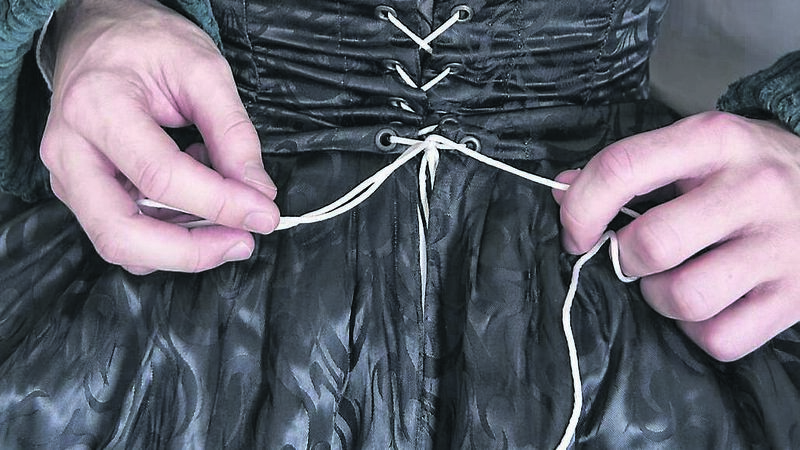 Summer Soap (Episode 5): A change of clothes for the puzzled duo, vintage style