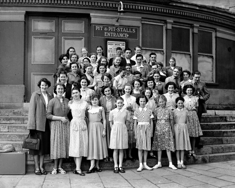 Members of Cork Ballet Company pictured at Cork Opera House before a trip to Limerick in 1952.