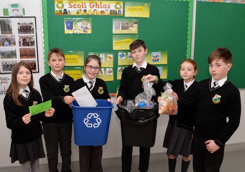 Pupils (from left) Cadhla Ní Chearnaigh, Christian Ramsell, Robyn Ní Néill, Lochlann Stíobhard, Eve Ní Fhathaigh agus Ciarán Ó Ceallaigh of An Coiste Glas ag déanamh spot-seiceálacha.Picture Denis Minihane.
