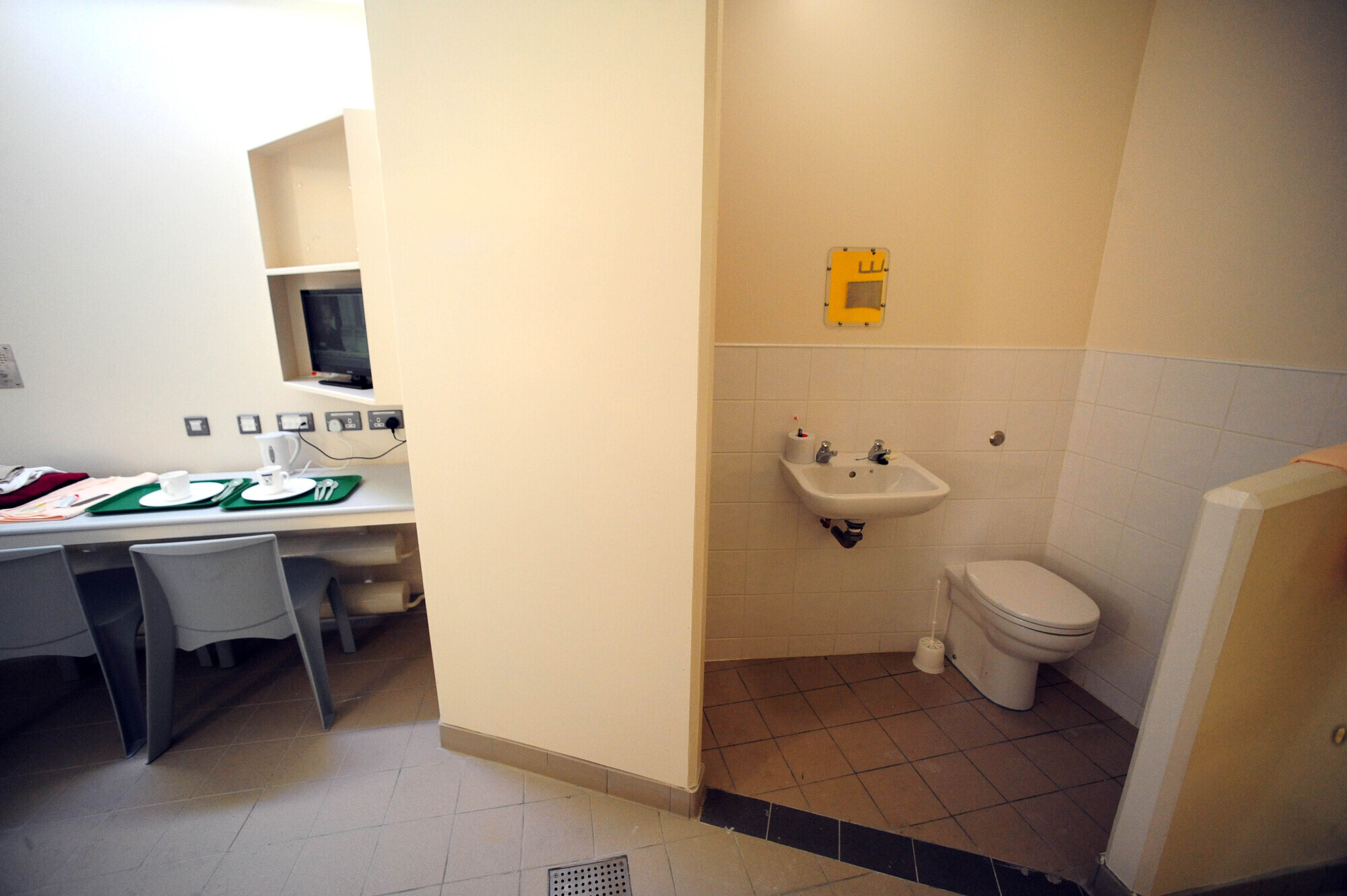 Inmates sleeping on the floor as prison already overcrowded