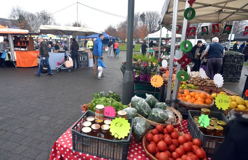 Scenes from the Midleton Farmers market. Picture: Eddie O'Hare Scenes from the Midleton Farmers market. Picture: Eddie O'Hare
