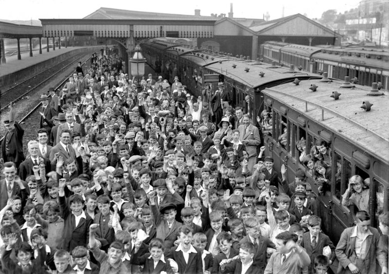 Cork school children's outing to Youghal from Cork railway station in 1931 Cork school children's outing to Youghal from Cork railway station in 1931