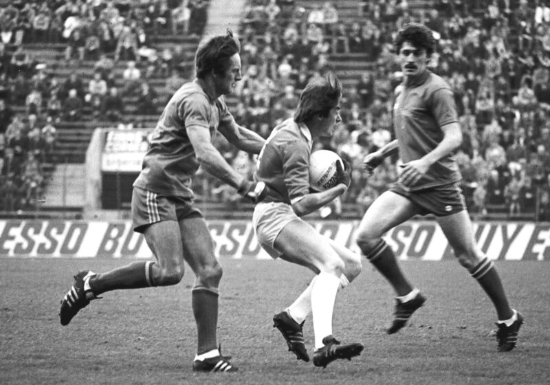 Duhallow forward Niall O'Connor wins the ball from the Barrs' John Myler and Tadhg O'Reilly in the 1982 county final. Duhallow forward Niall O'Connor wins the ball from the Barrs' John Myler and Tadhg O'Reilly in the 1982 county final.