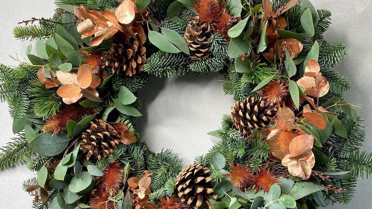 Inspiration for how to make your own Christmas wreath at home