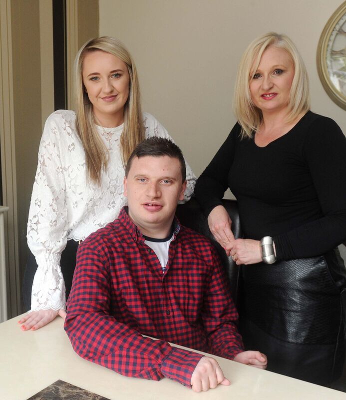 Kellie Thompson, her brother Craig and mum Vicky. Picture: Denis Minihane. Kellie Thompson, her brother Craig and mum Vicky. Picture: Denis Minihane.