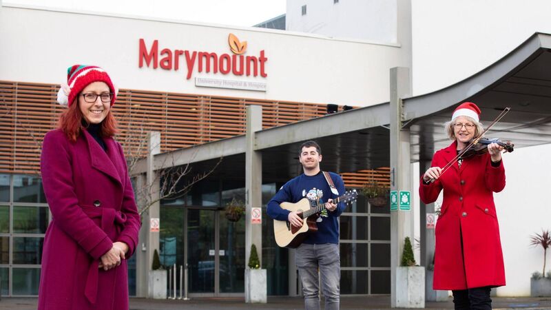 Apple employees bring festive cheer to Marymount Hospice and St Luke's Apple employees bring festive cheer to Marymount Hospice and St Luke's