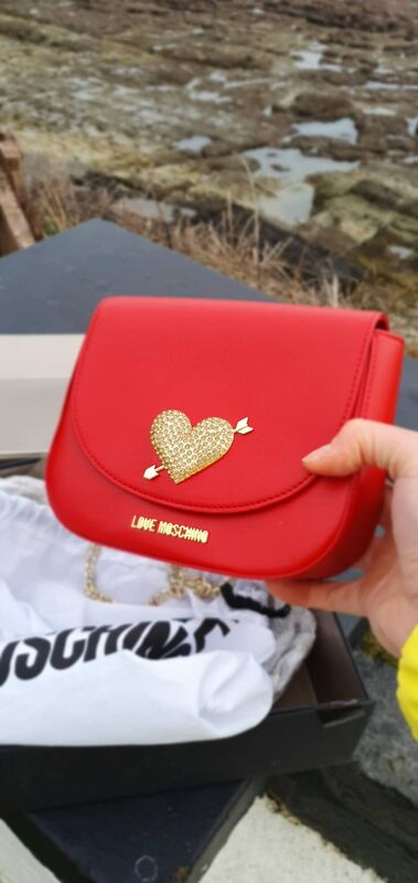 One of the pieces from Peach Vintage. One of the pieces from Peach Vintage.