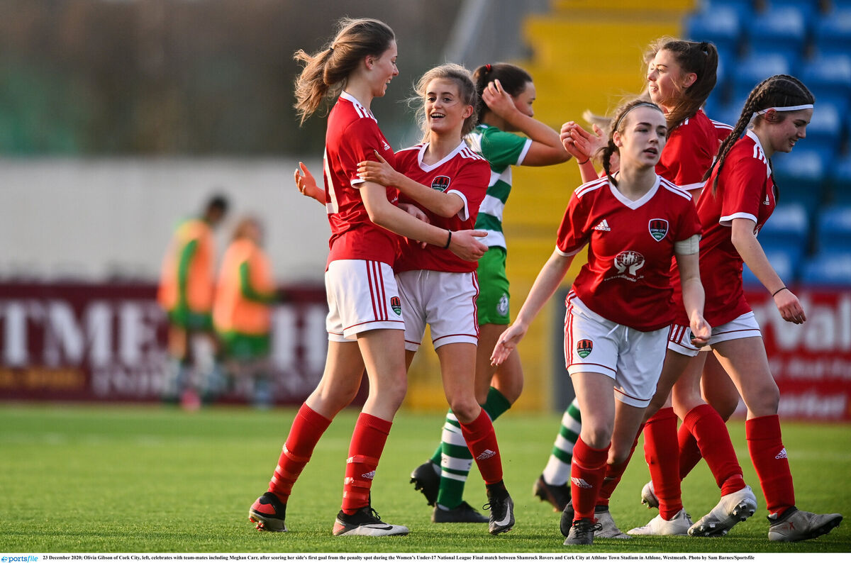 Olivia Gibson of Cork City, left, celebrates with team-mates including Meghan Carr, after scoring her side's first goal from the penalty spot during the Womens Under-17 National League Final match between Shamrock Rovers and Cork City at Athlone Town Stadium in Athlone, Westmeath. Photo by Sam Barnes/Sportsfile