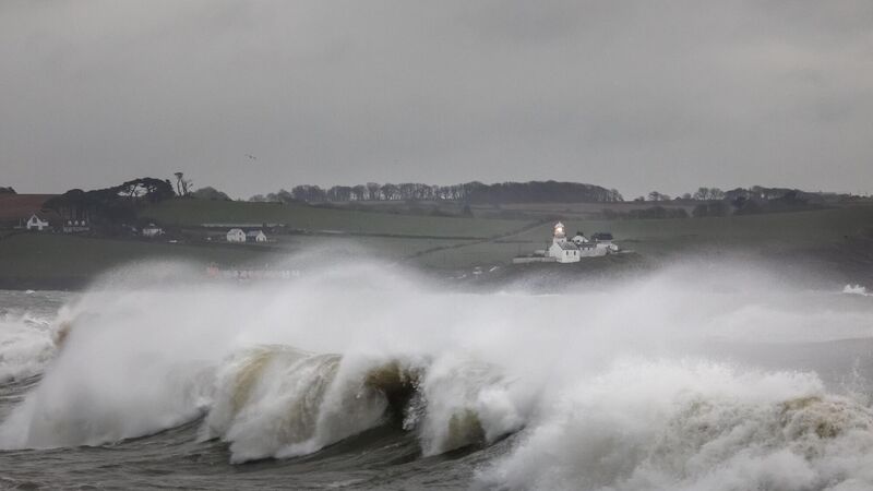 Watch: Youghal RNLI warns public about the power of winter waves