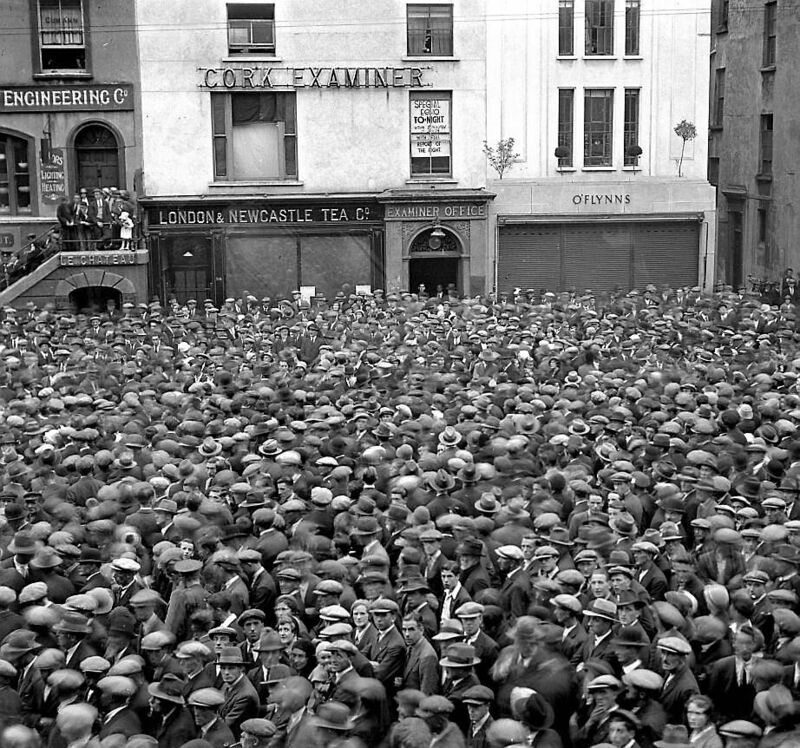Crowds wait outside the Cork Examiner office for the result of the Jack Doyle vs Jack Petersen British heavyweight title fight which took place at White City, London, in July 1933.