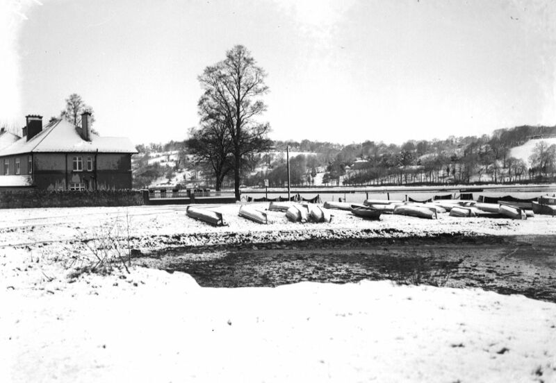 Snow in Blackrock Village, February 1941.