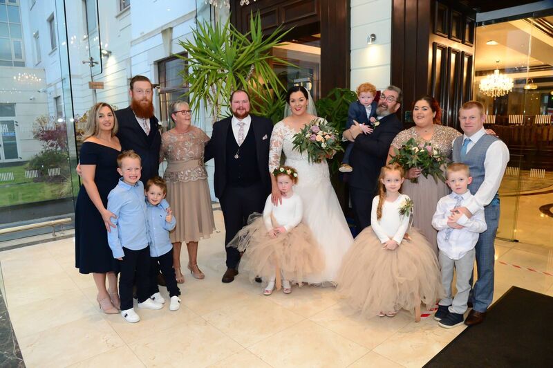 The newlyweds with family, Denise had her sister Christina as bridesmaid on the day. Gutsy’s brother Martin and Denise’s brother Brendan were groomsmen.