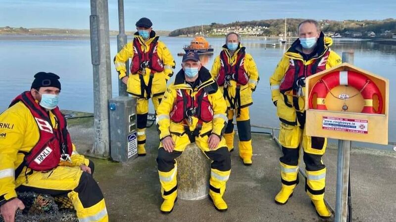 Lifeboat volunteers respond to call after surfer got into difficulty at Cork beach Lifeboat volunteers respond to call after surfer got into difficulty at Cork beach
