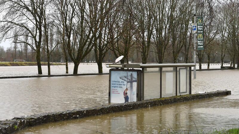 Person cut off by rising floodwaters rescued in Cork Person cut off by rising floodwaters rescued in Cork