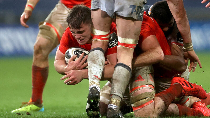 Munster debut for Cork's Alex Kendellen as Joey Carbery shines at Thomond Park