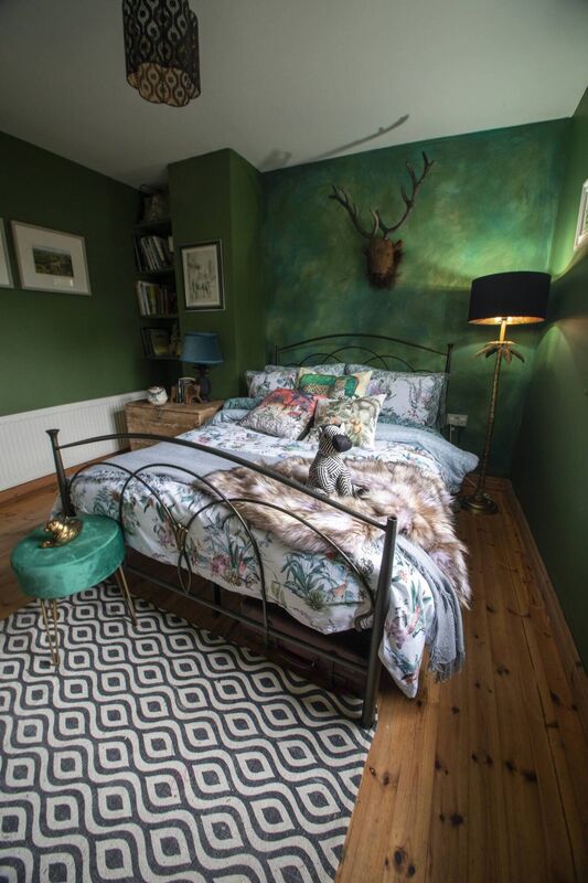 A LOVE OF INTERIORS: The guest bedroom.
