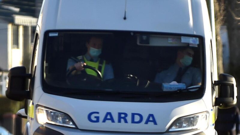 Gardaí say fines 'highly likely' after receiving complaints of people congregating in sunshine at Cork park Gardaí say fines 'highly likely' after receiving complaints of people congregating in sunshine at Cork park