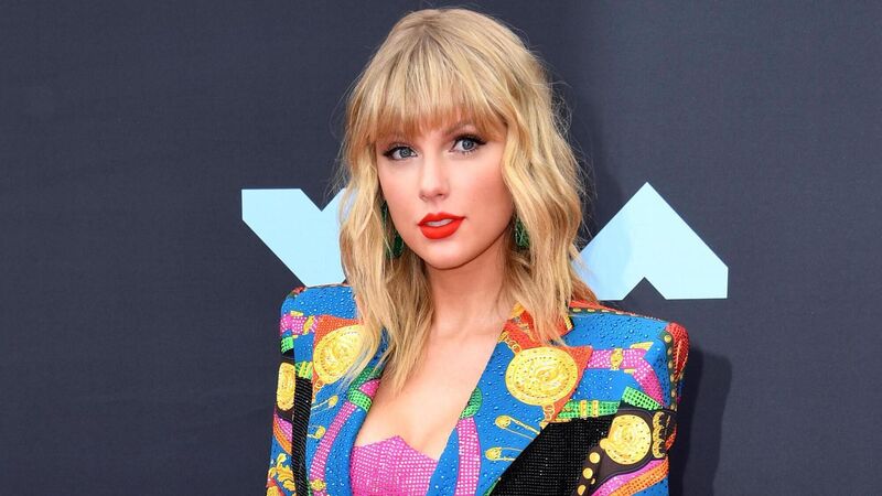 Taylor Swift releases first re-recorded album Fearless — five more to follow