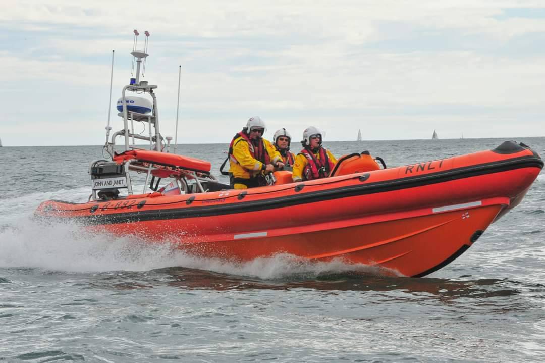 Crosshaven RNLI launch successful rescue of another vessel - Vimarsana News