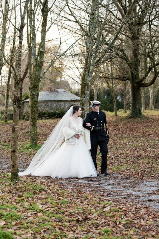 Clare and Cian first met on Tinder, but had mutual friends in common.
