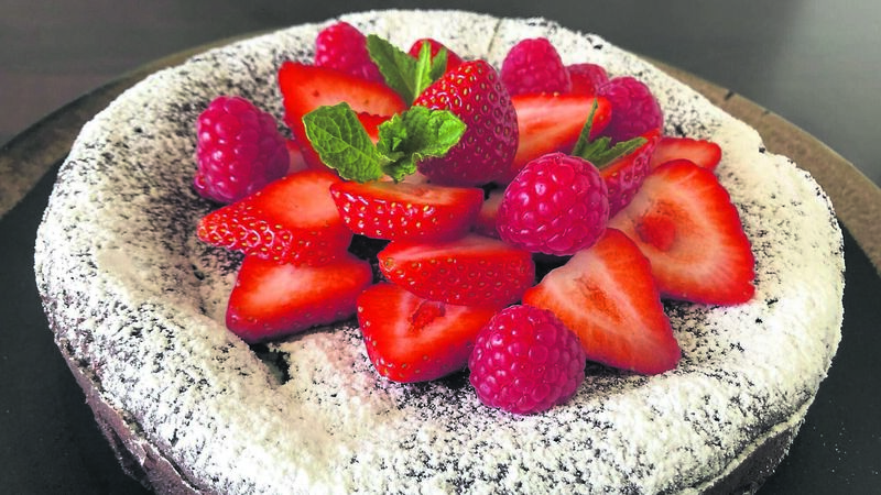 Recipe: A Chocolate Cake To Impress Recipe: A Chocolate Cake To Impress
