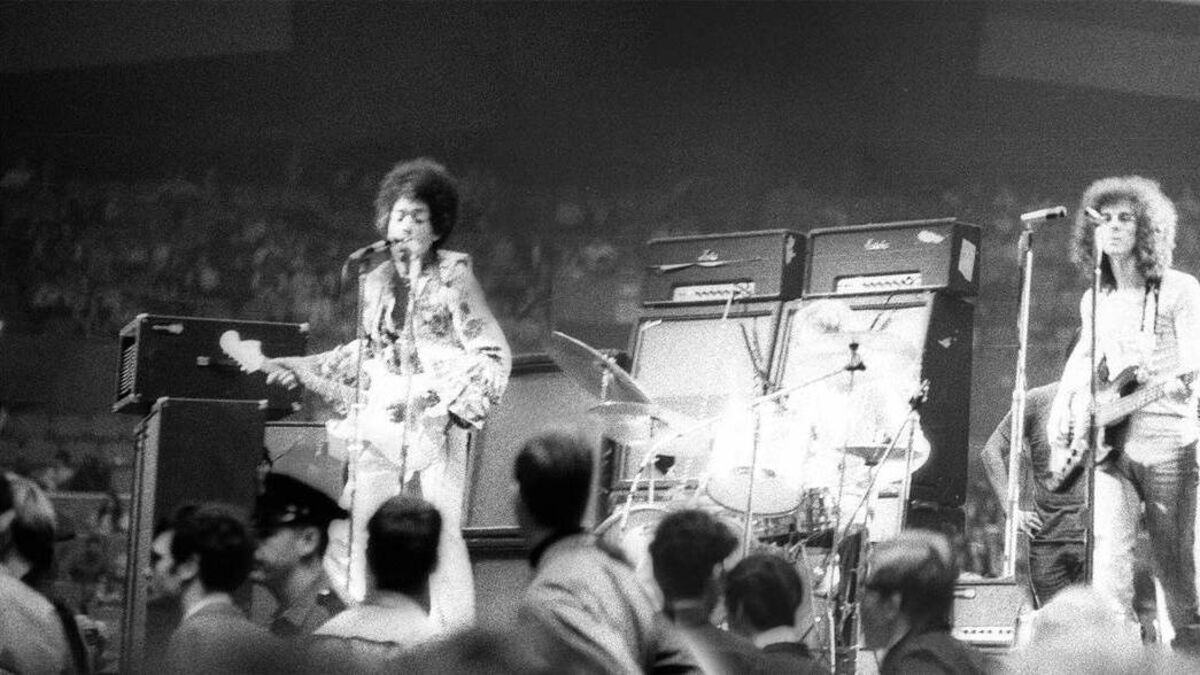 DeBarra's mark anniversary of Noel Redding, bassist for The Jimi Hendrix Experience