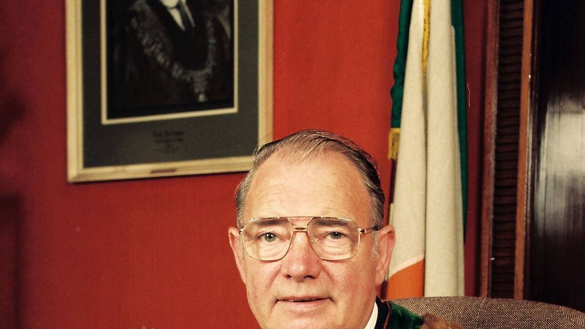 Book of condolences opens online for former Lord Mayor Tim Falvey