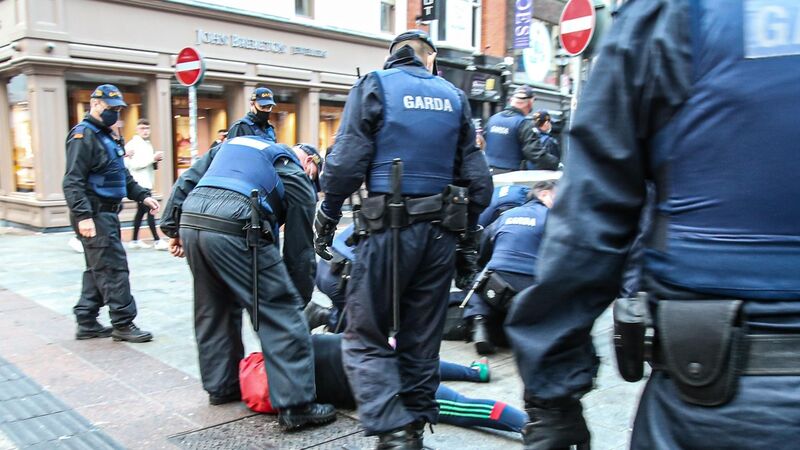 'An outdoor summer cannot mean baton charges': Concerns raised as 19 arrested after crowds clash with gardaí 'An outdoor summer cannot mean baton charges': Concerns raised as 19 arrested after crowds clash with gardaí