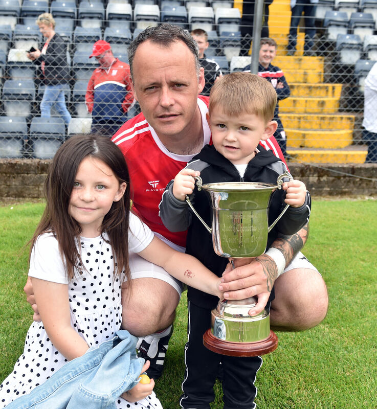 Danny Kiely and his children Brook and Blake. Picture: Eddie O'Hare Danny Kiely and his children Brook and Blake. Picture: Eddie O'Hare