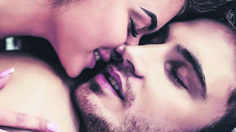 Can love stories begin during a pandemic or is it a minefield?