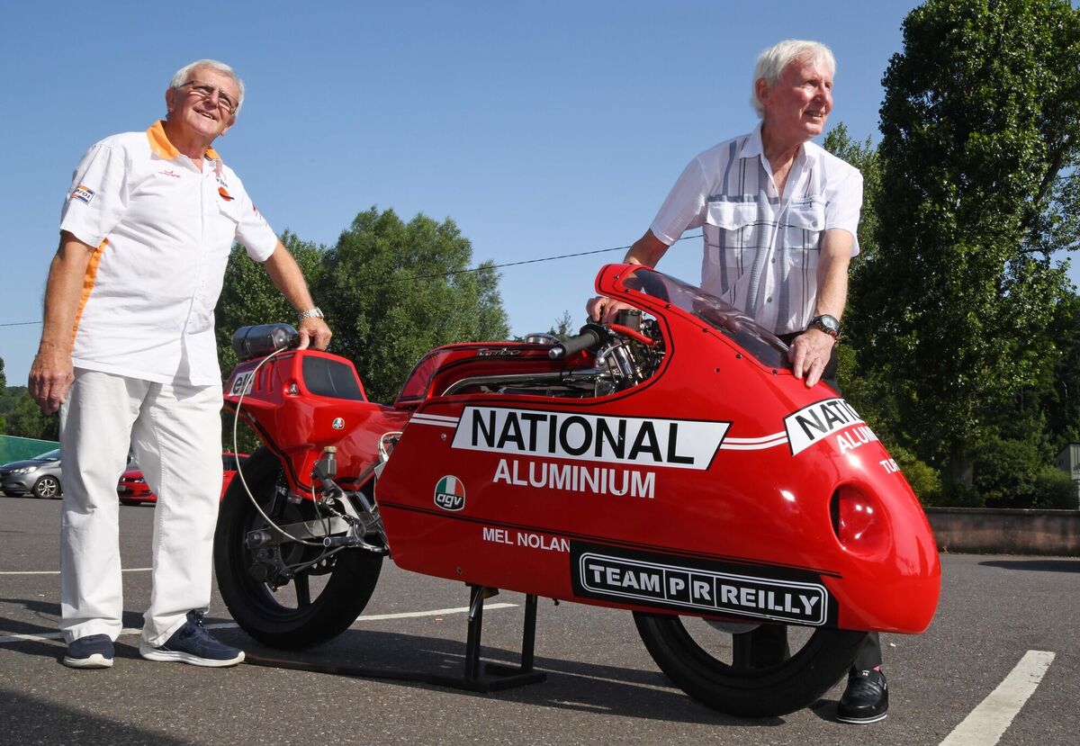 Mel Nolan (right) and Denis Collins, team manager, at the Carrigrohane (Straight) Road, Cork, with the National Aluminium Turbo Honda Special. Picture Denis Minihane. Mel Nolan (right) and Denis Collins, team manager, at the Carrigrohane (Straight) Road, Cork, with the National Aluminium Turbo Honda Special. Picture Denis Minihane.