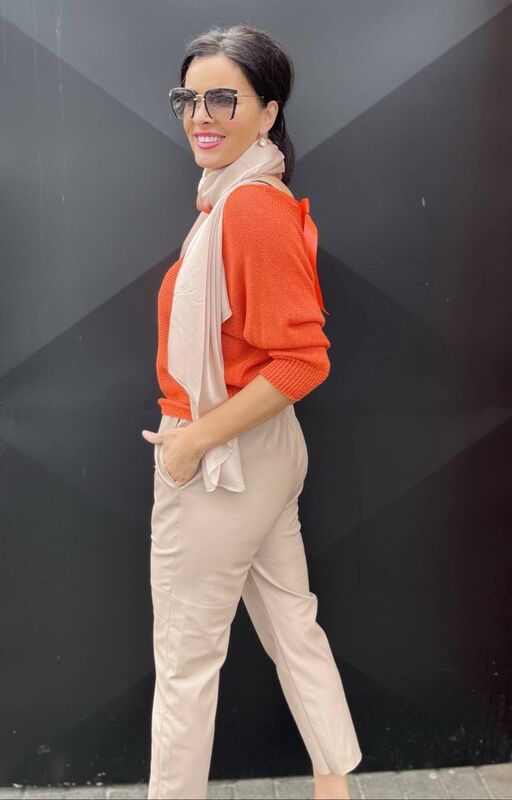 Jen Thomas Jen Thomas