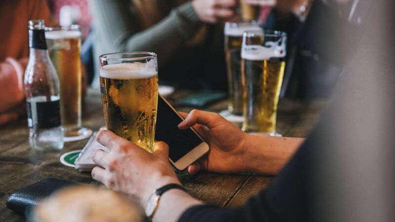 Cork pubs who won't admit customers without Covid vaccine cert receiving online abuse and negative reviews Cork pubs who won't admit customers without Covid vaccine cert receiving online abuse and negative reviews