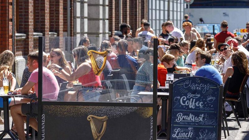Guidelines updated to allow for 200 at outdoor events and live music