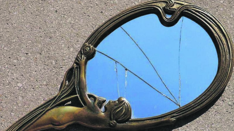 Summer Soap, episode 10: A trail of chaos... all because of robot Grim (Read or listen)